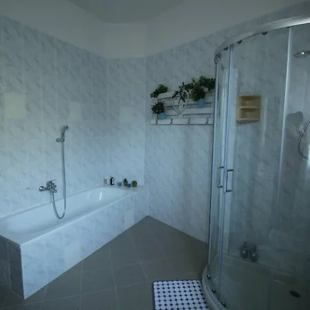 All'ombra Del Castello Affitto Breve * Levizzano Rangone