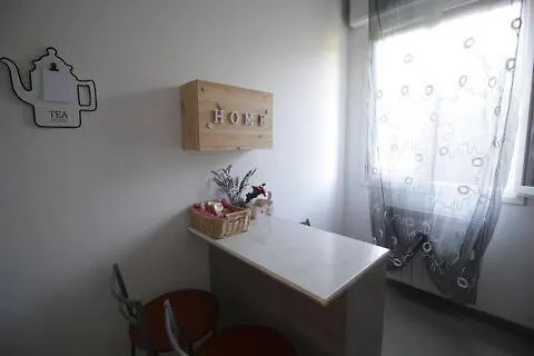 All'ombra Del Castello Affitto Breve Διαμέρισμα